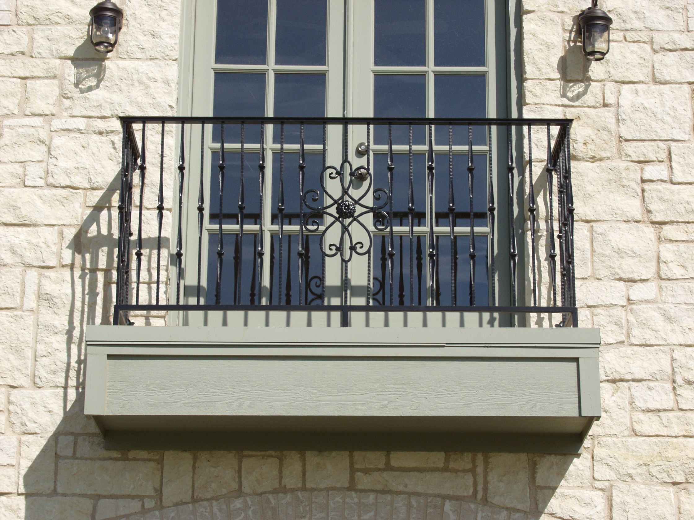 custom outdoor balcony 6