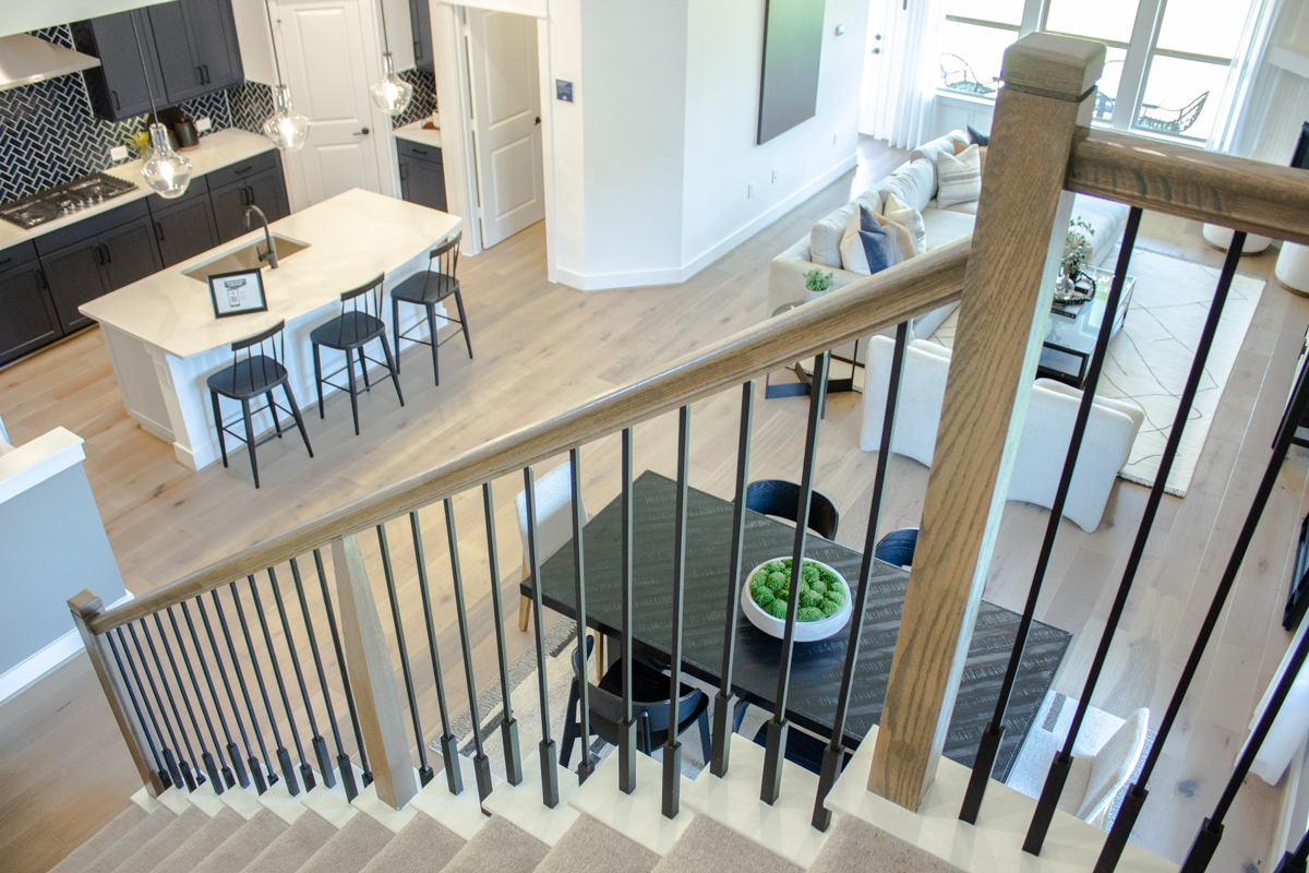 Foundation Series - Satin Black, 4000 newel post, square cap